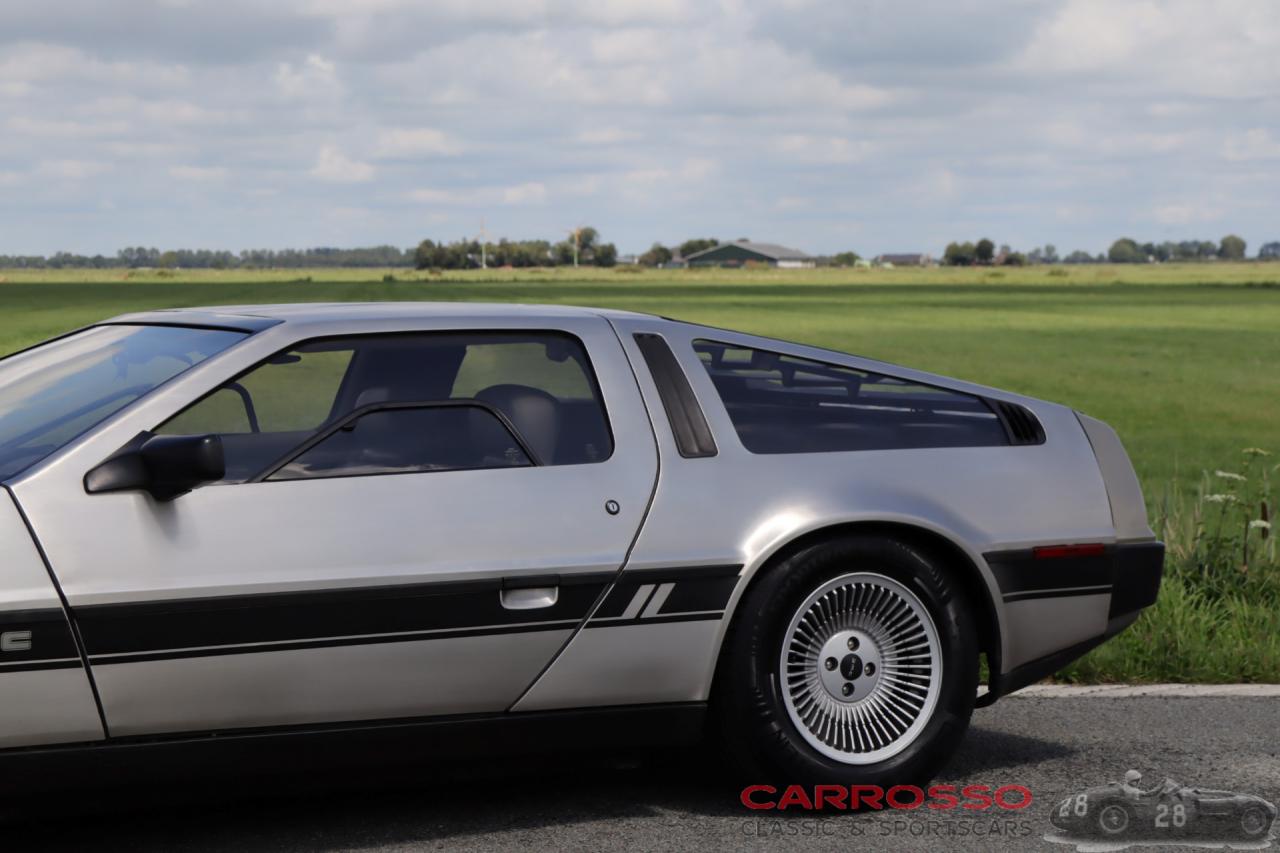 1981 DeLorean DMC-12