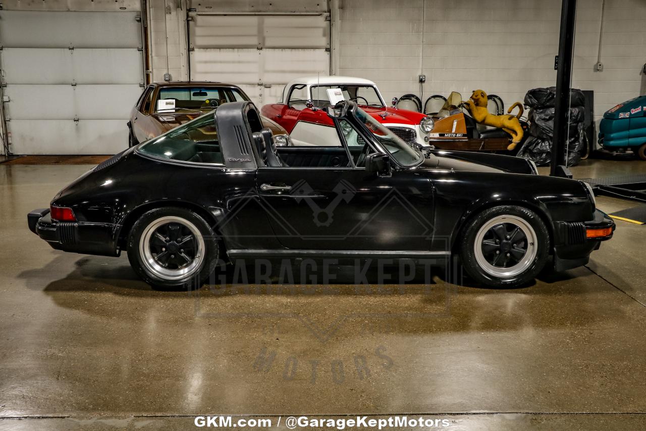 1984 Porsche 911 Carrera Targa