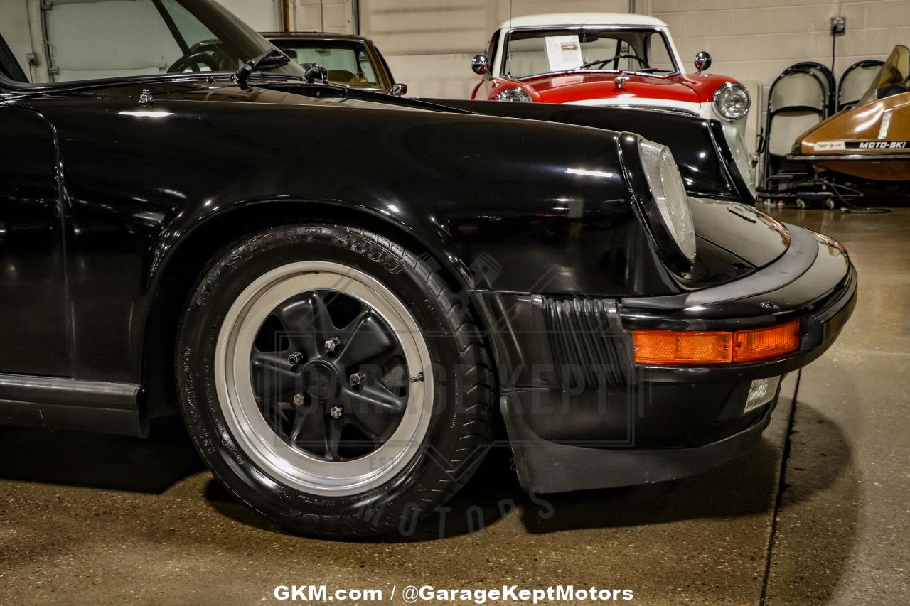 1984 Porsche 911 Carrera Targa