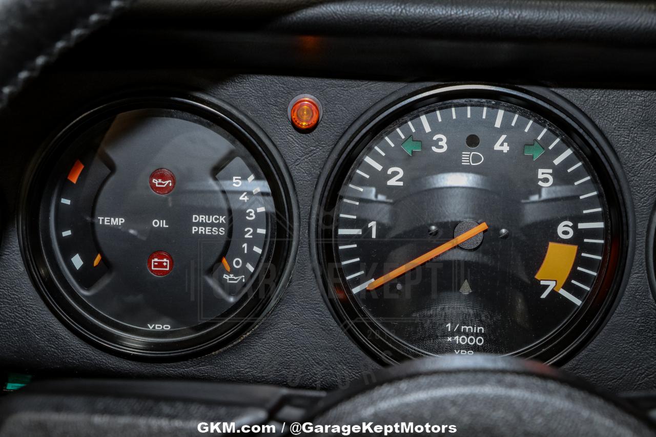 1984 Porsche 911 Carrera Targa