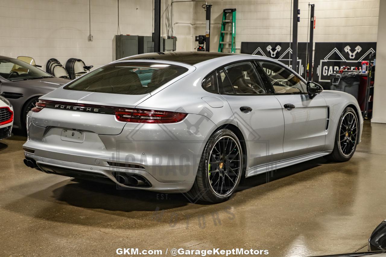 2020 Porsche Panamera Turbo S E-Hybrid