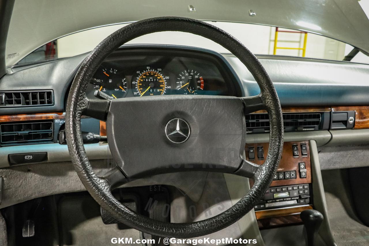 1983 Mercedes - Benz 380SEL