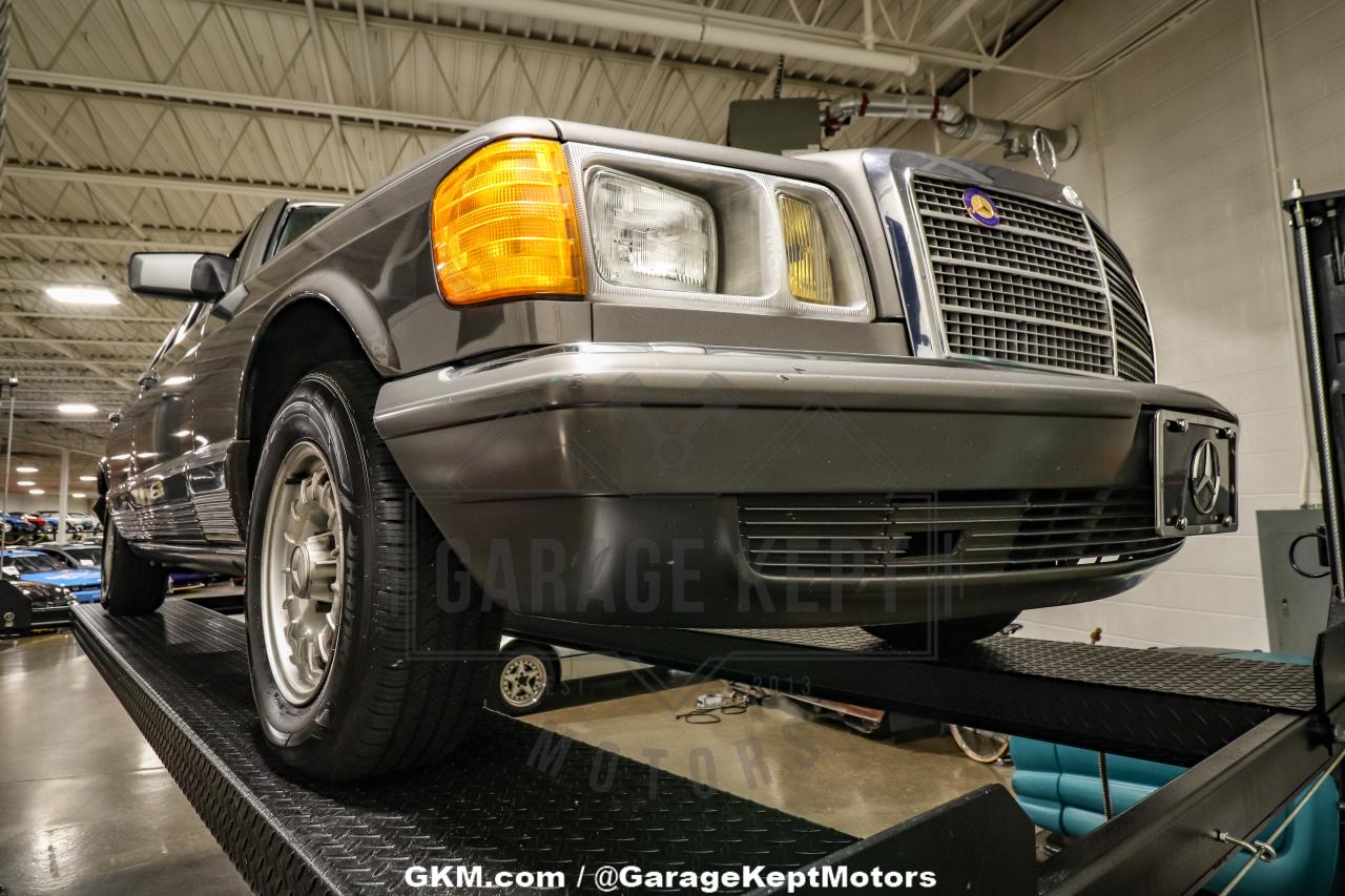 1983 Mercedes - Benz 380SEL