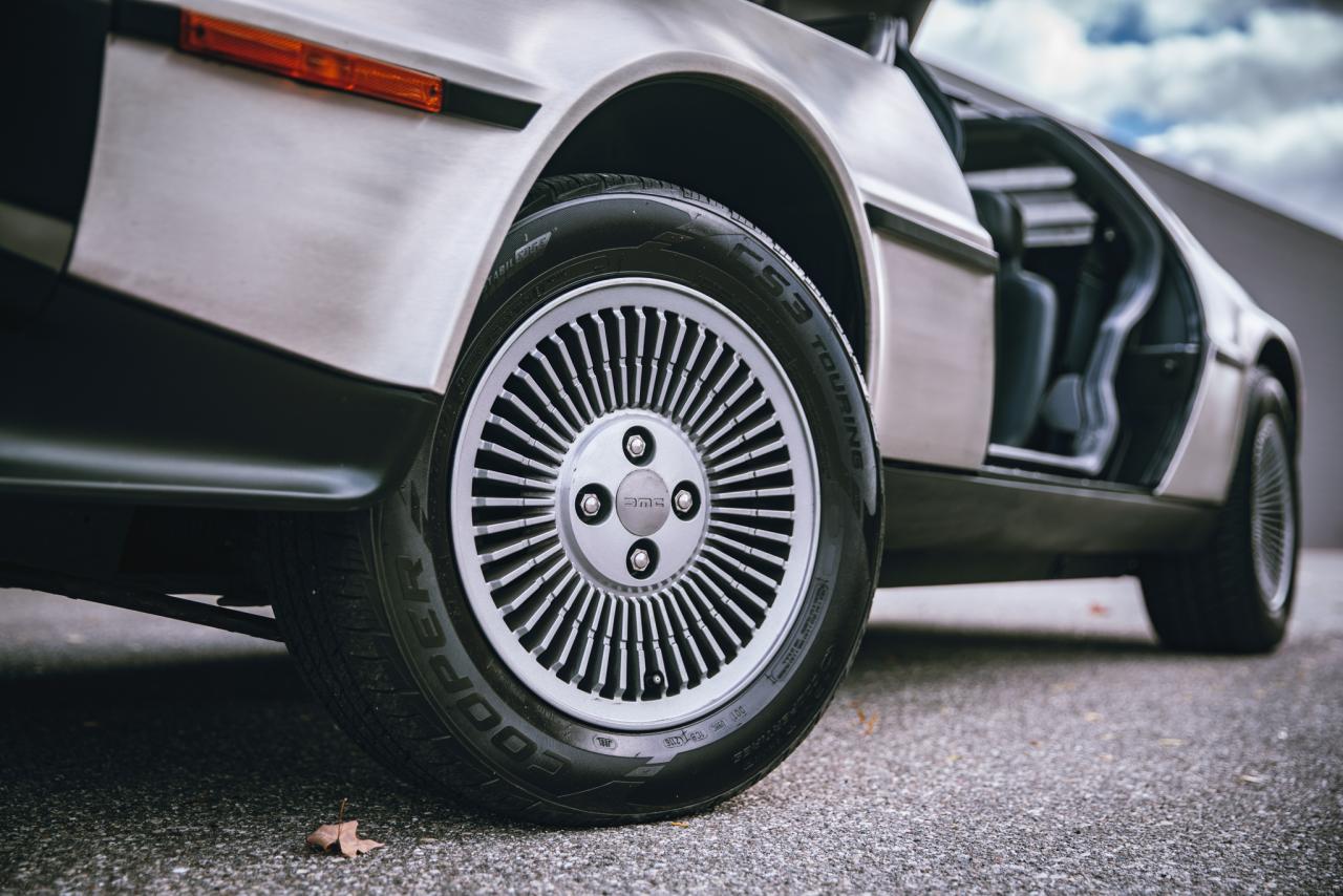 1981 DeLorean DMC-12