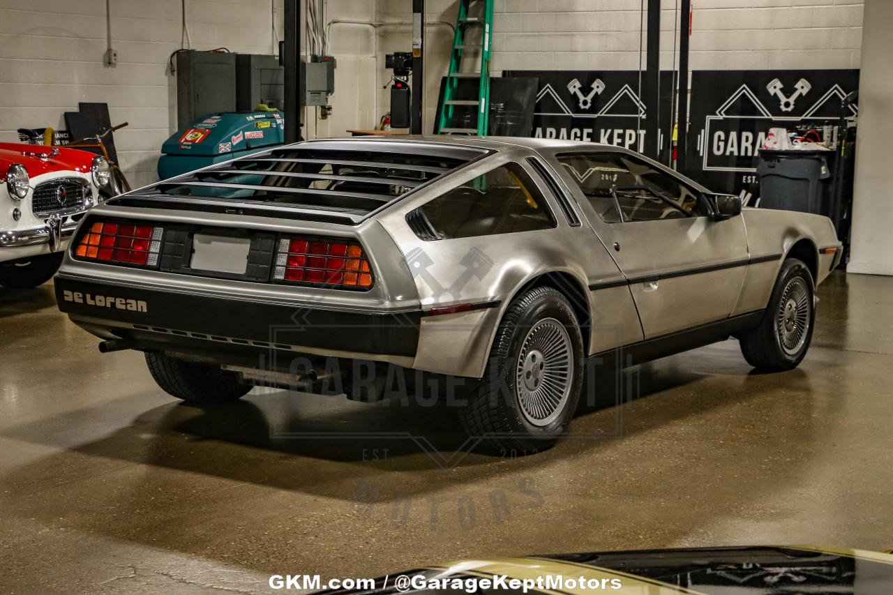 1981 DeLorean DMC-12