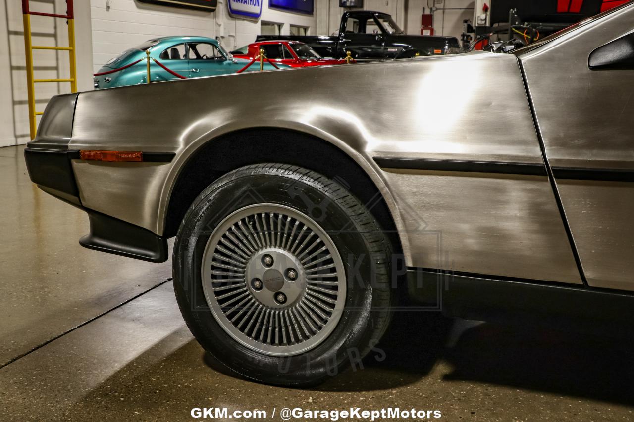 1981 DeLorean DMC-12