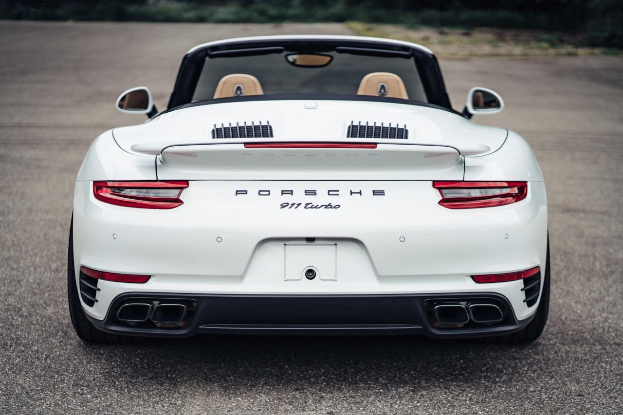 2017 Porsche 911 Turbo Cabriolet