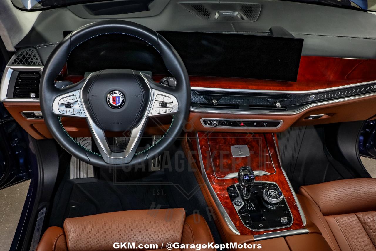 2023 BMW Alpina XB7