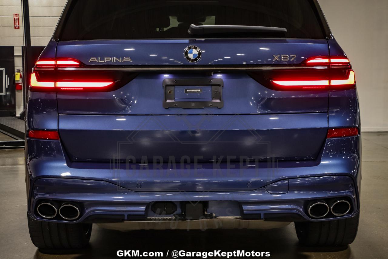 2023 BMW Alpina XB7