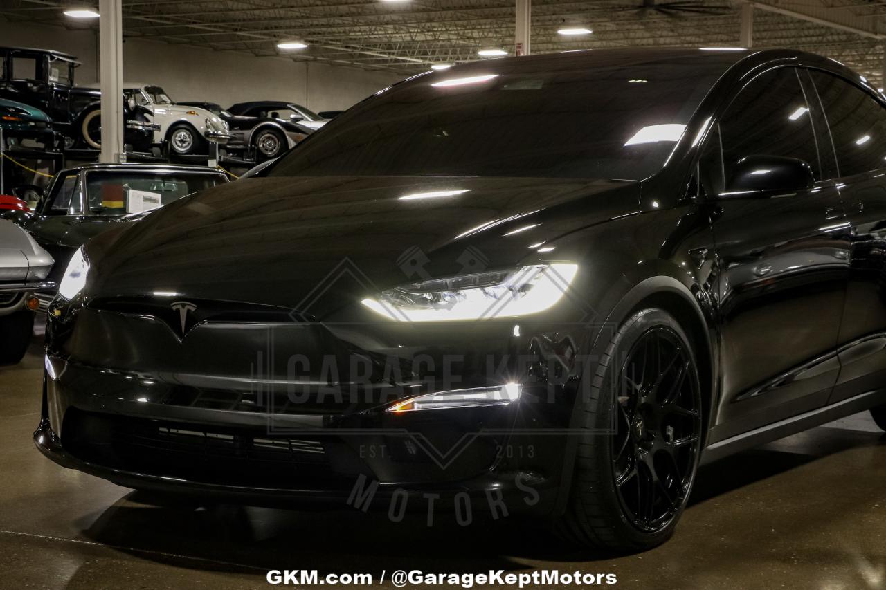 2022 Tesla Model X Plaid