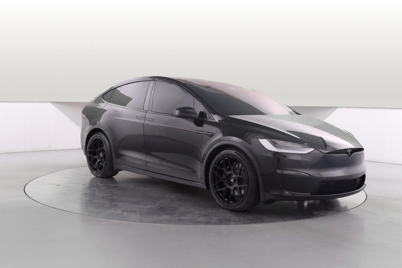 2022 Tesla Model X Plaid