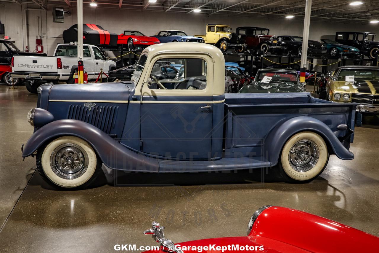 1935 Ford Model 48 Pickup