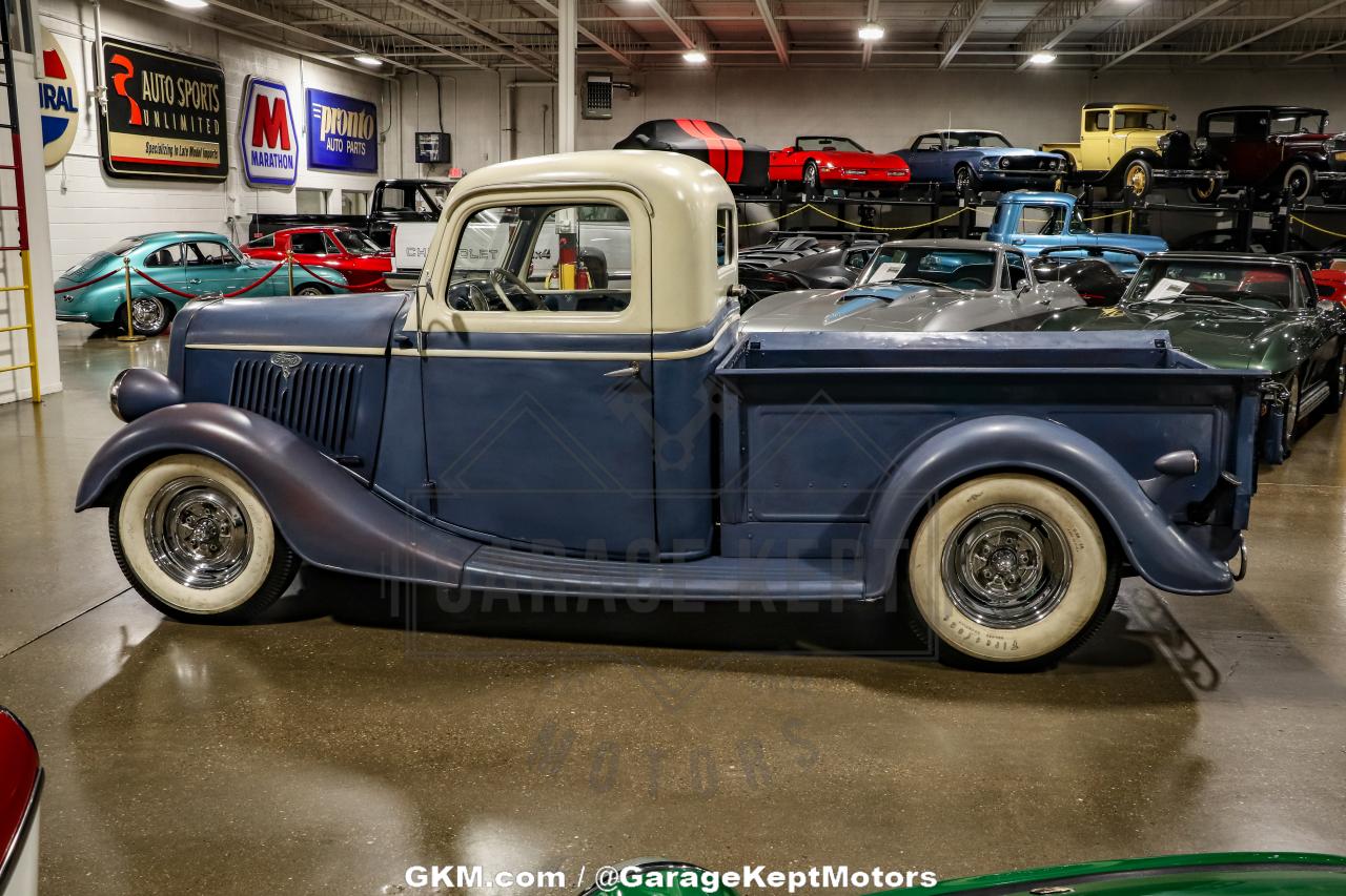 1935 Ford Model 48 Pickup