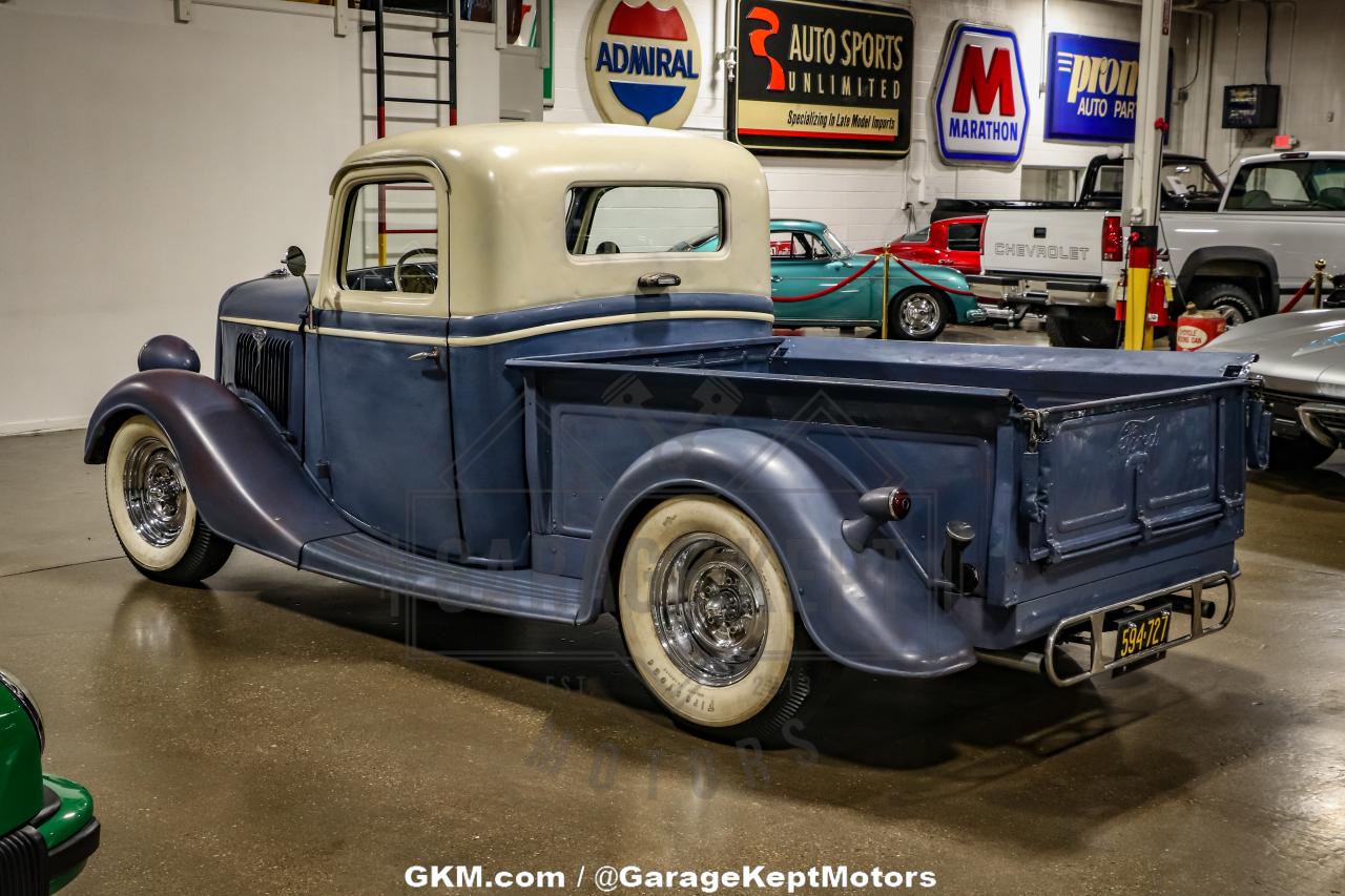 1935 Ford Model 48 Pickup