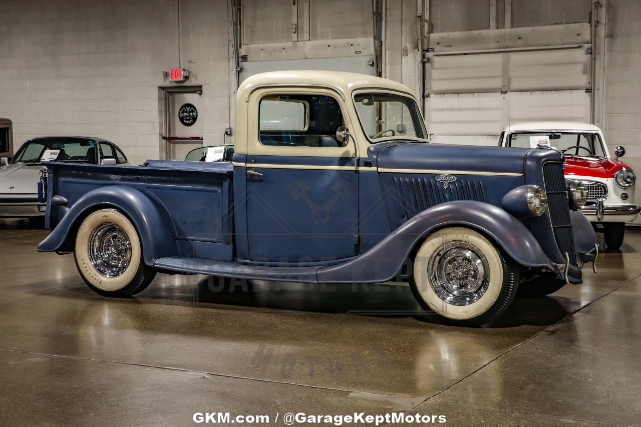 1935 Ford Model 48 Pickup