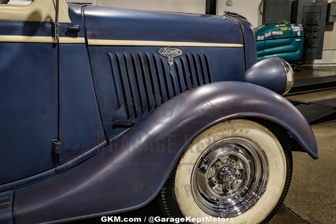 1935 Ford Model 48 Pickup