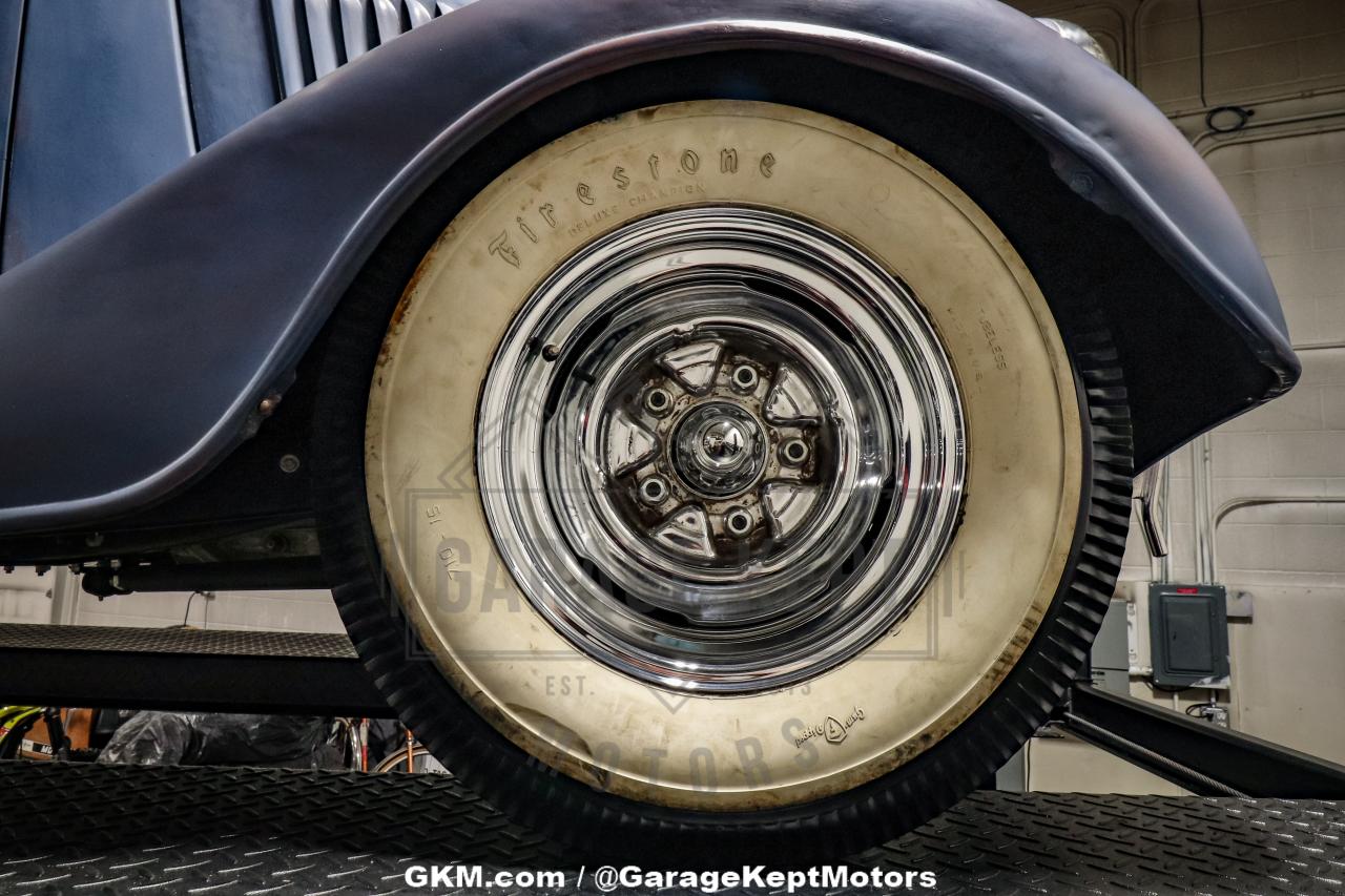 1935 Ford Model 48 Pickup