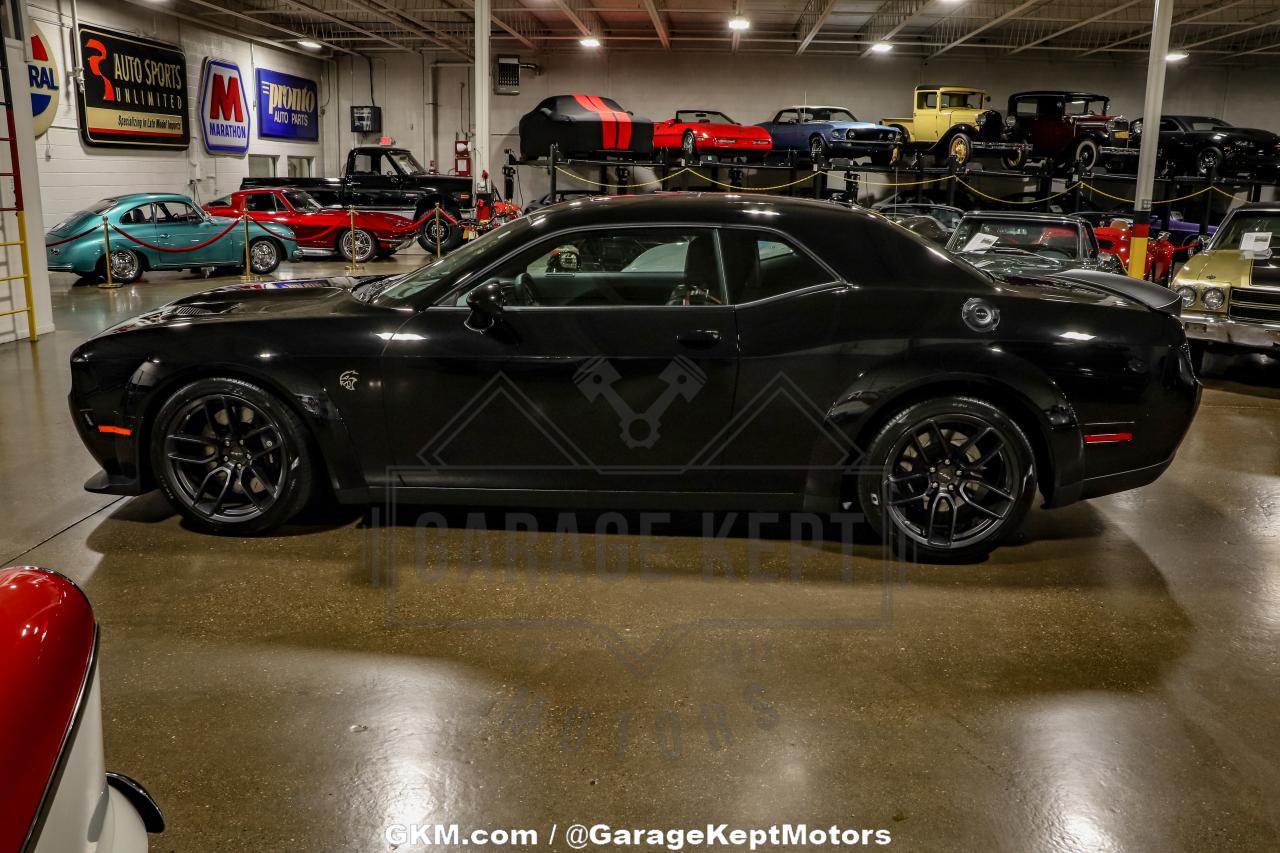 2018 Dodge Challenger SRT Hellcat Widebody