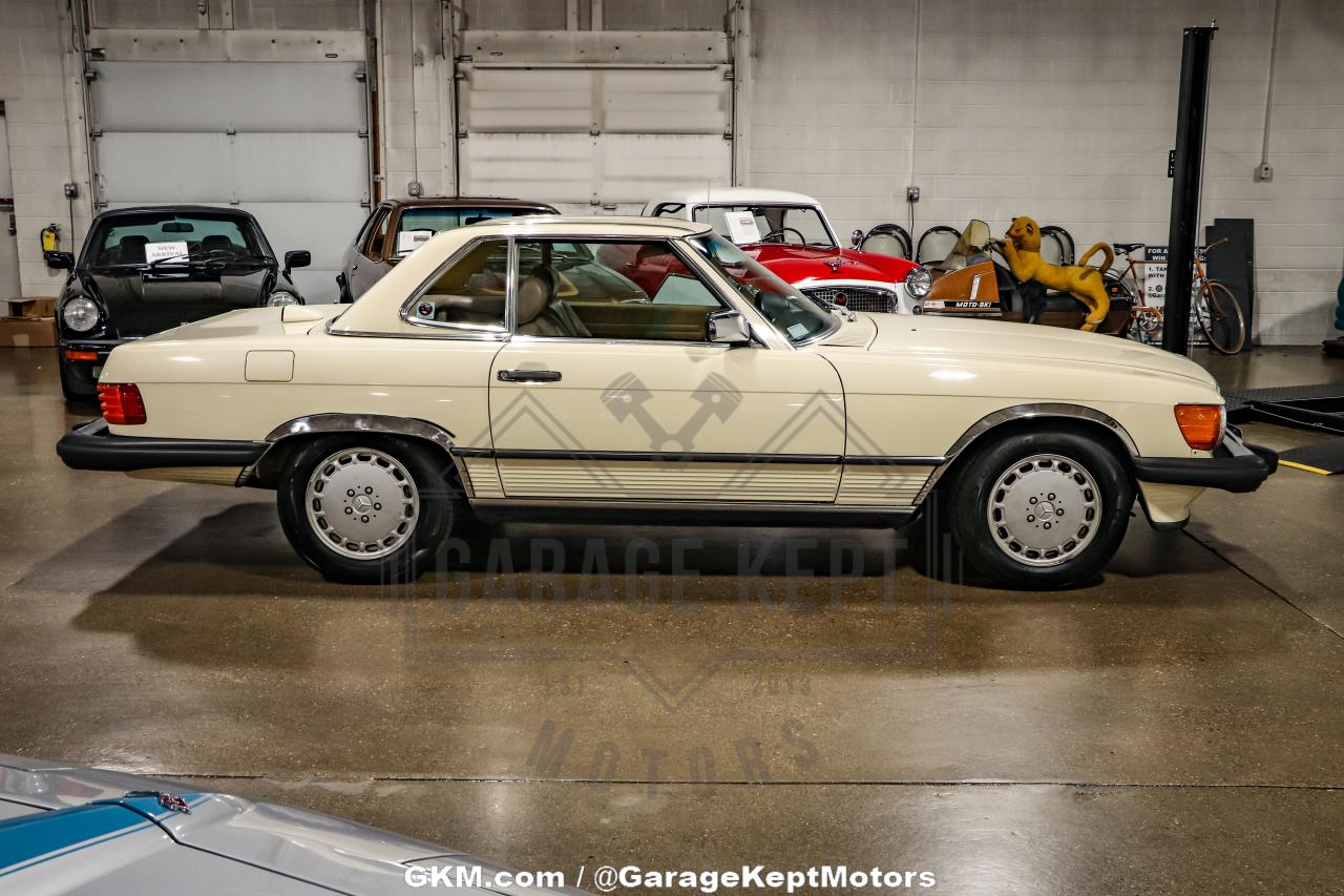 1987 Mercedes - Benz 560SL