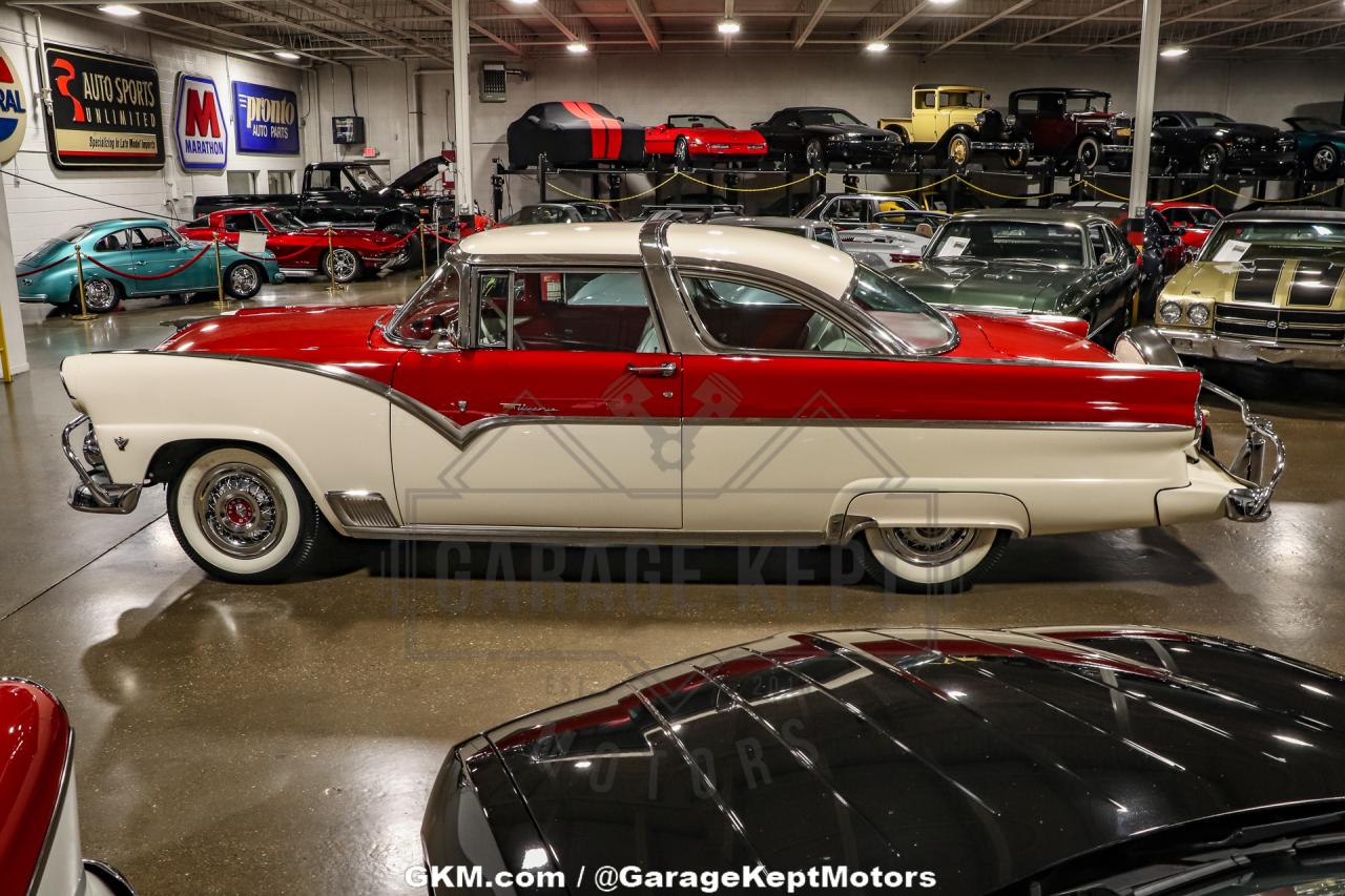 1955 Ford Fairlane Crown Victoria