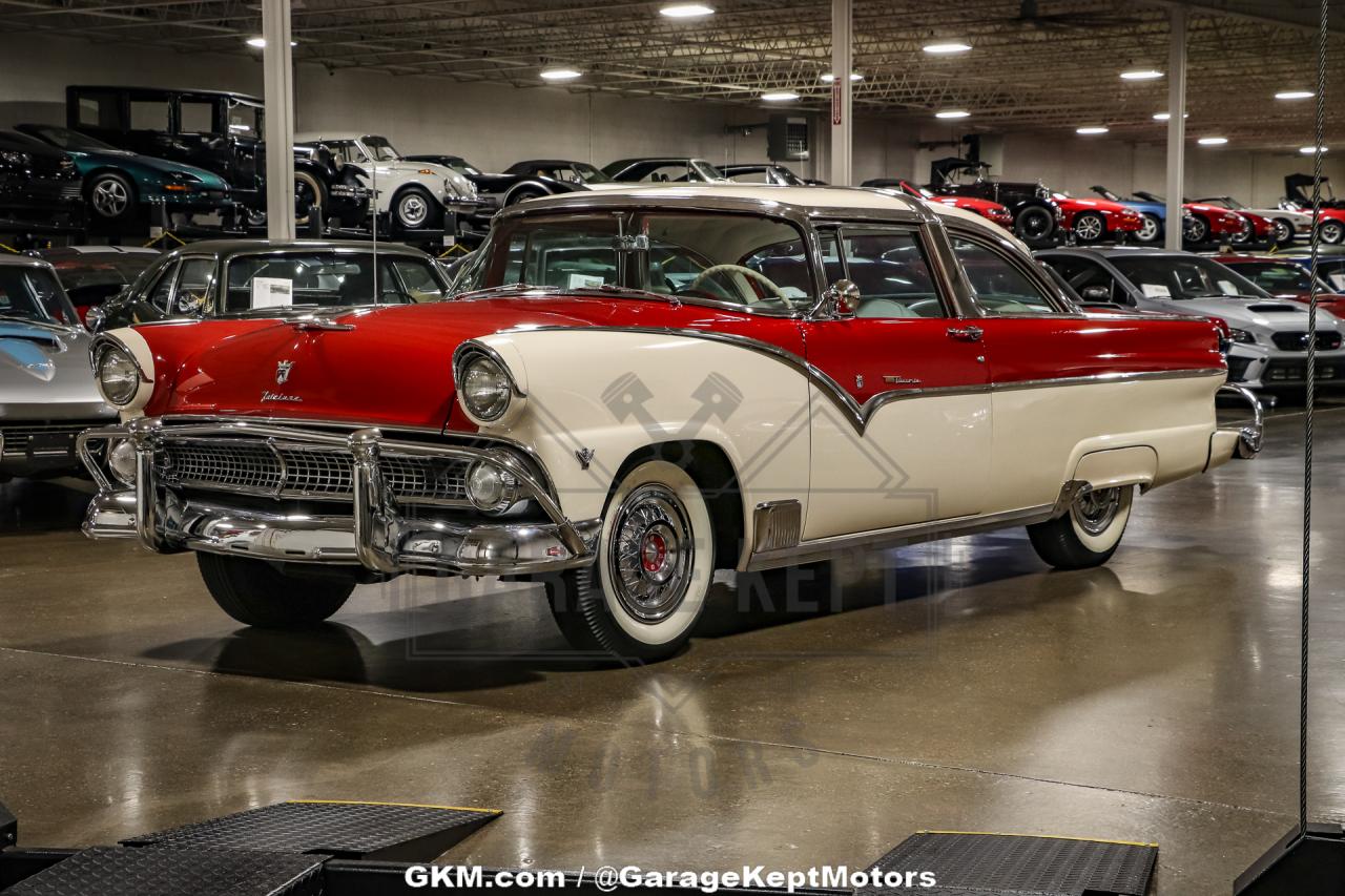 1955 Ford Fairlane Crown Victoria