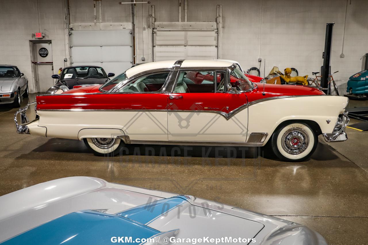 1955 Ford Fairlane Crown Victoria