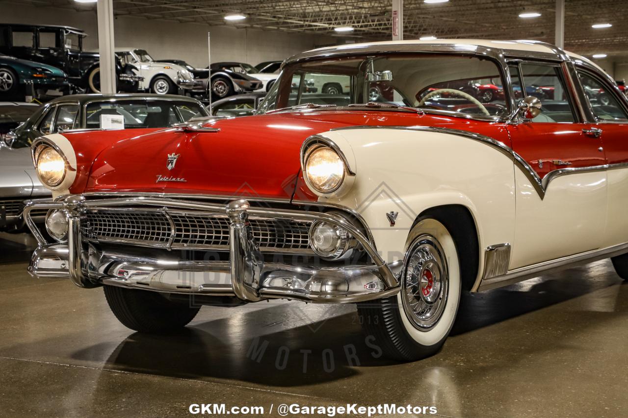 1955 Ford Fairlane Crown Victoria