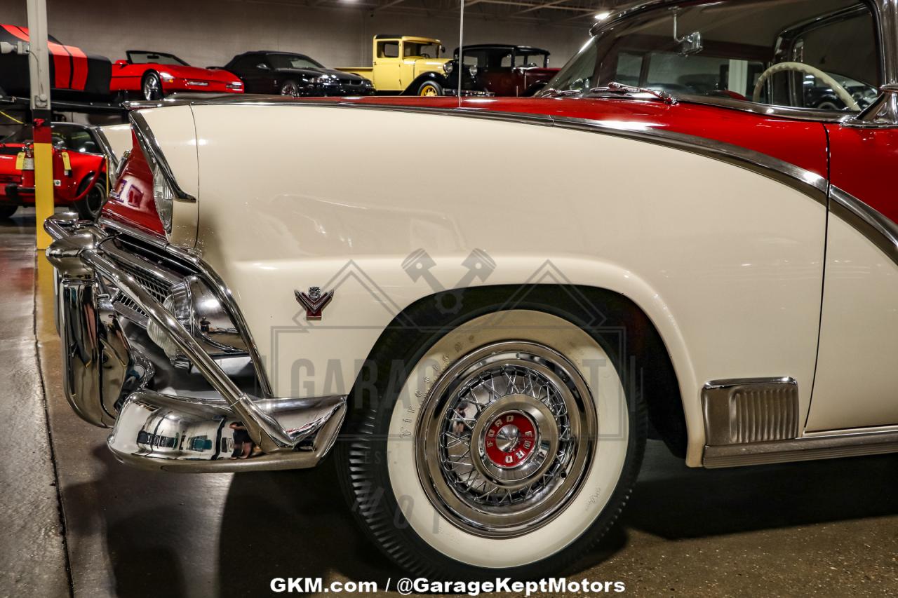 1955 Ford Fairlane Crown Victoria