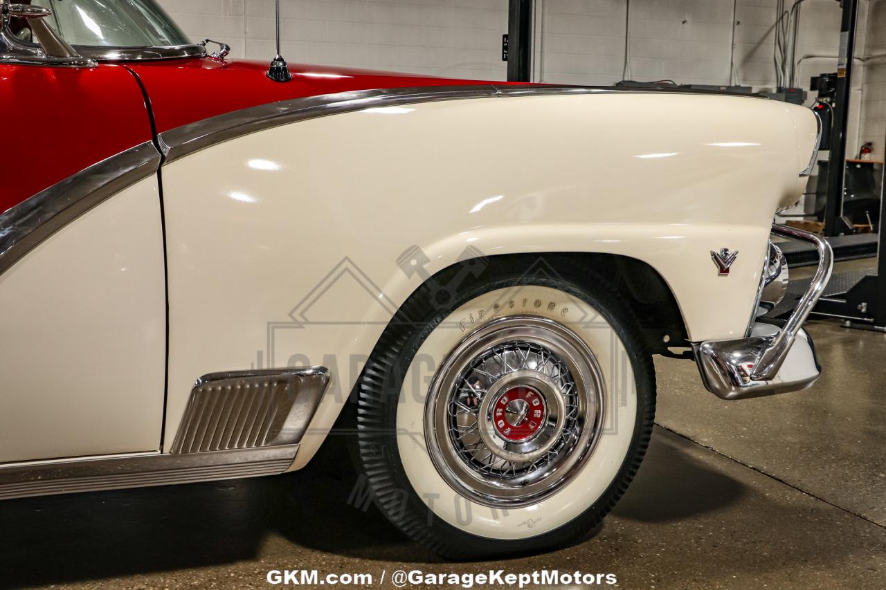 1955 Ford Fairlane Crown Victoria