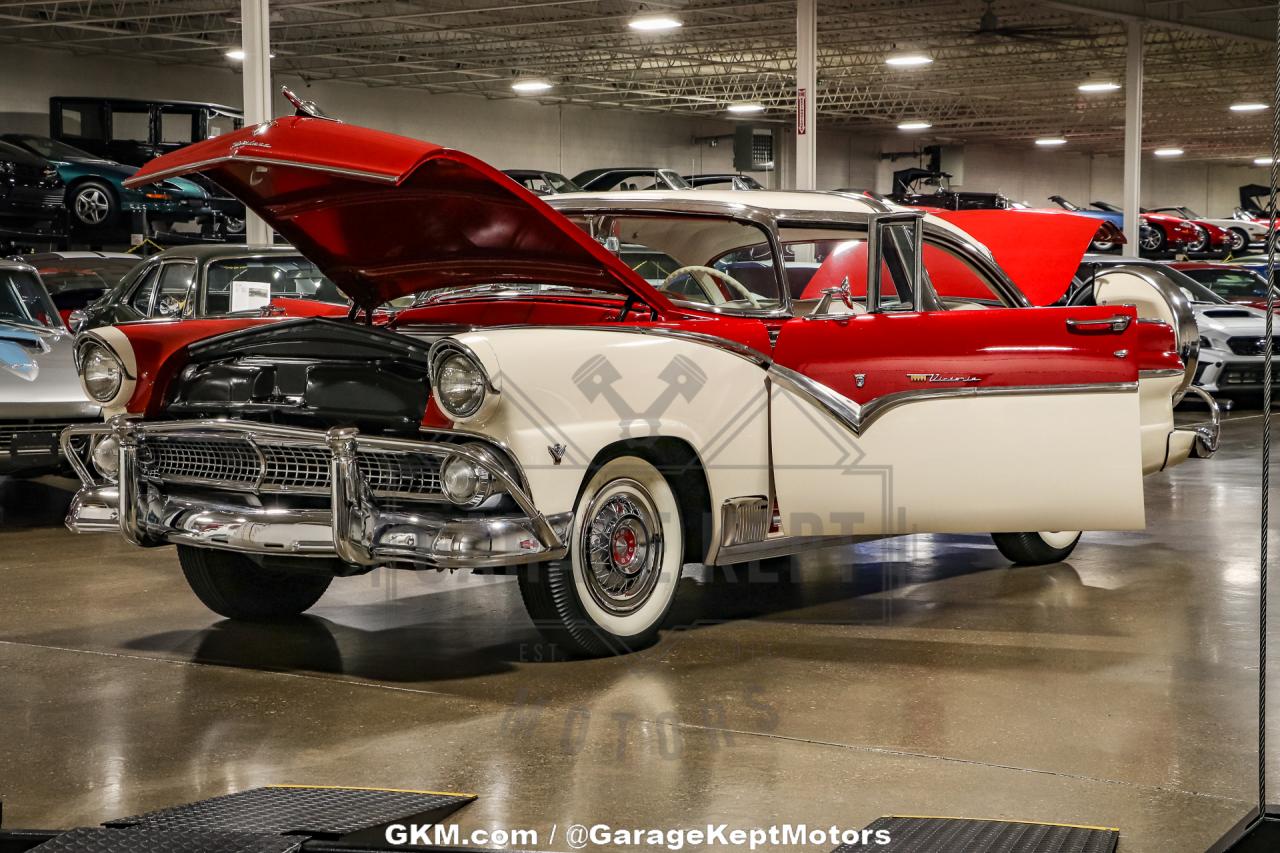 1955 Ford Fairlane Crown Victoria