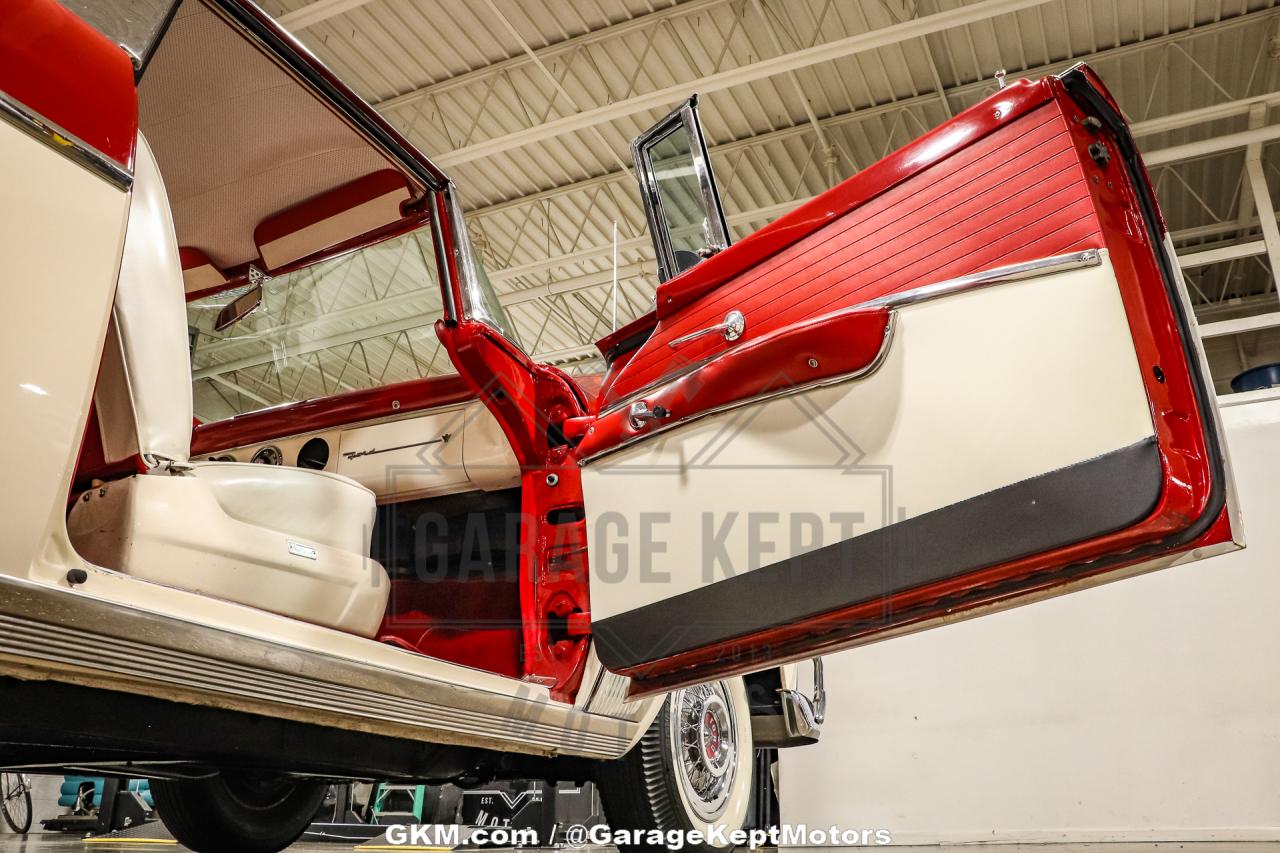 1955 Ford Fairlane Crown Victoria