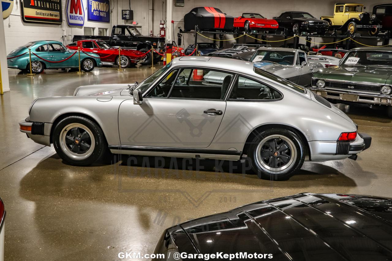 1988 Porsche 911 Carrera 