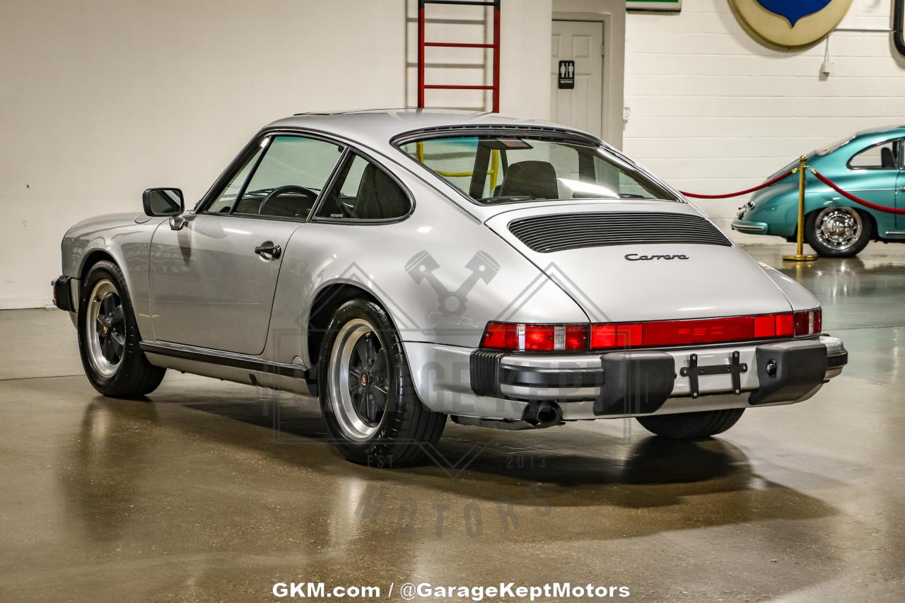 1988 Porsche 911 Carrera 