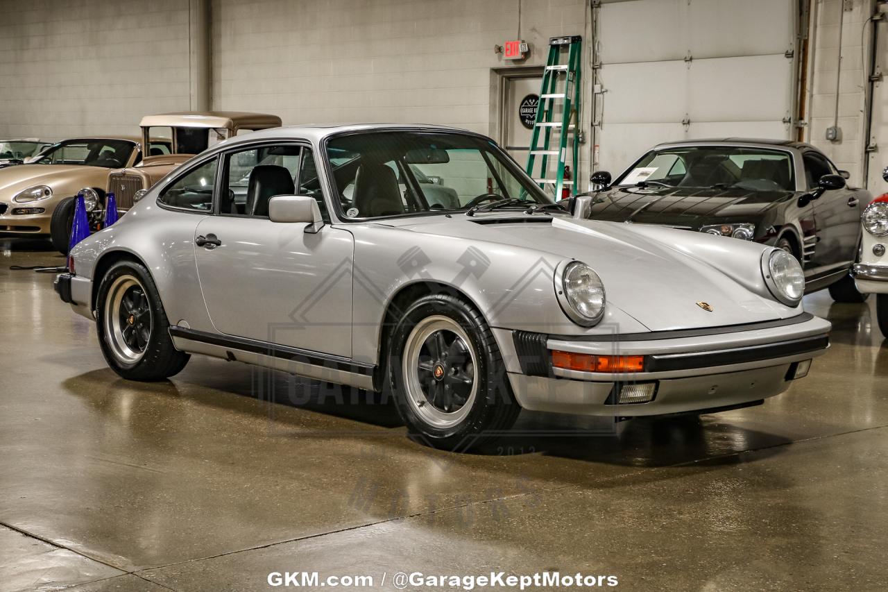 1988 Porsche 911 Carrera 