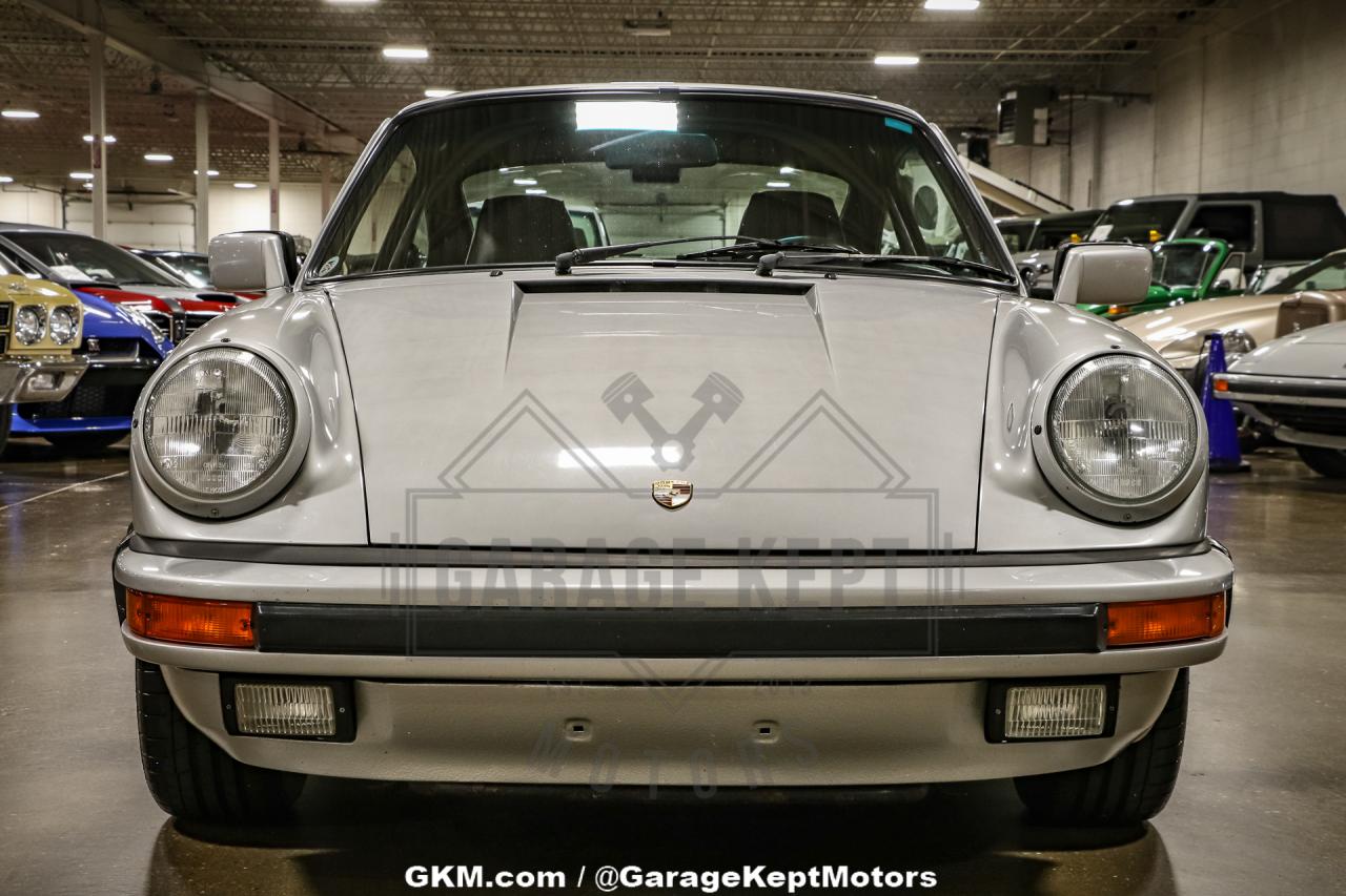 1988 Porsche 911 Carrera 