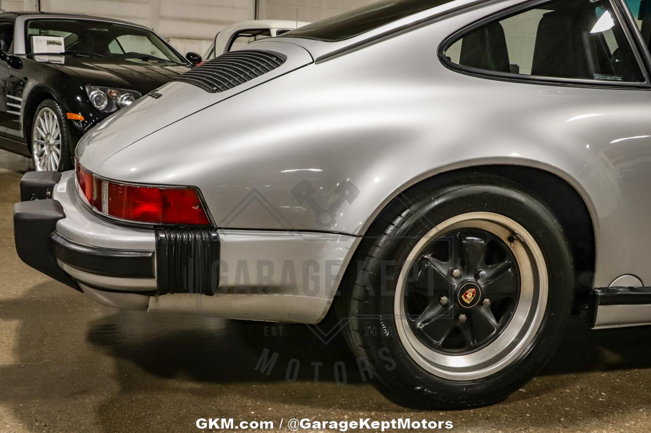 1988 Porsche 911 Carrera 