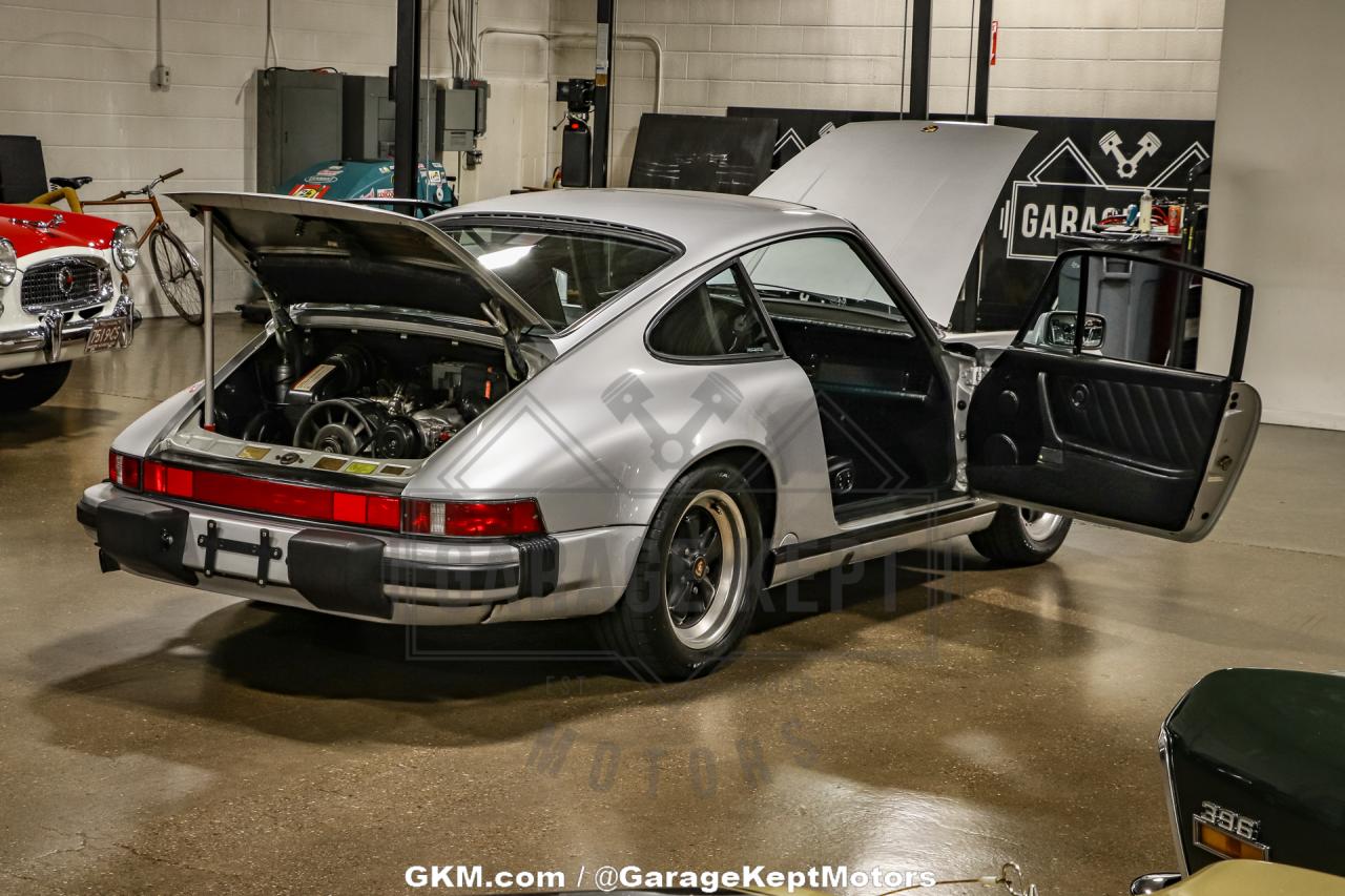 1988 Porsche 911 Carrera 