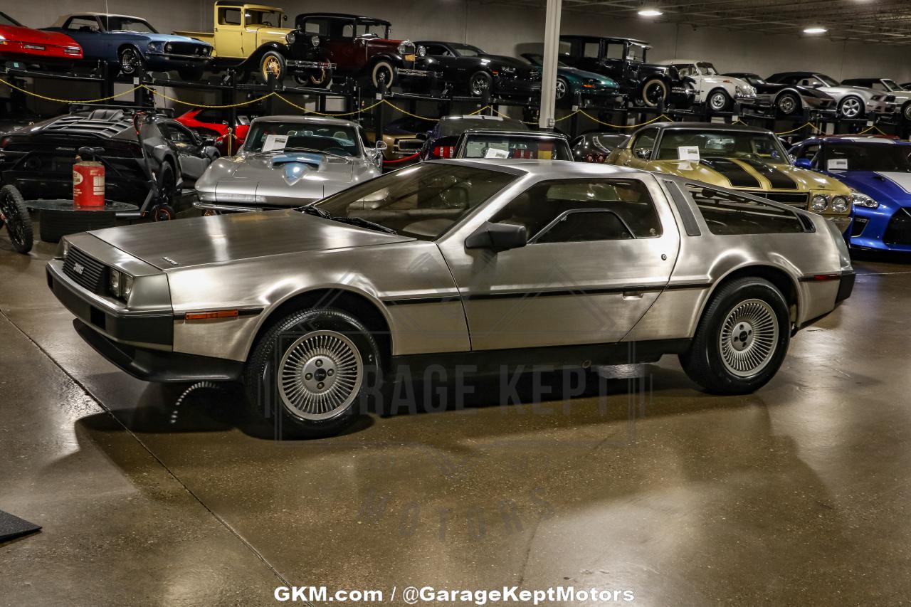 1982 DeLorean DMC-12