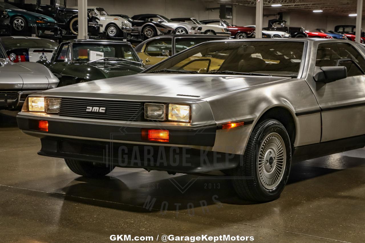 1982 DeLorean DMC-12