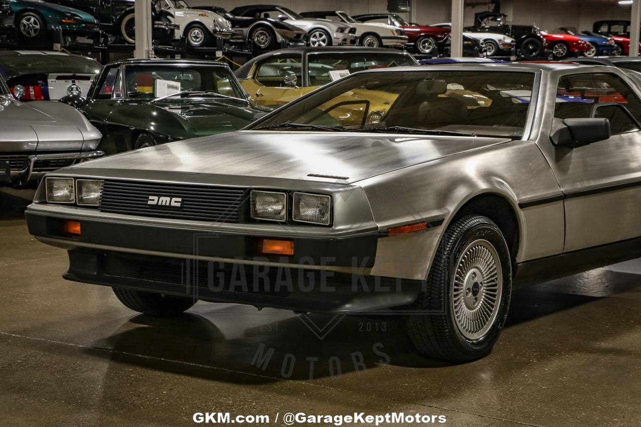 1982 DeLorean DMC-12