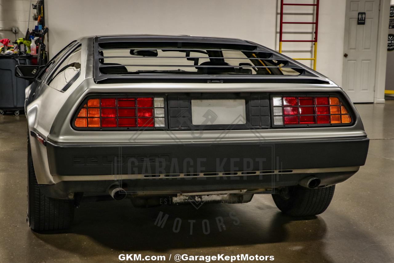 1982 DeLorean DMC-12