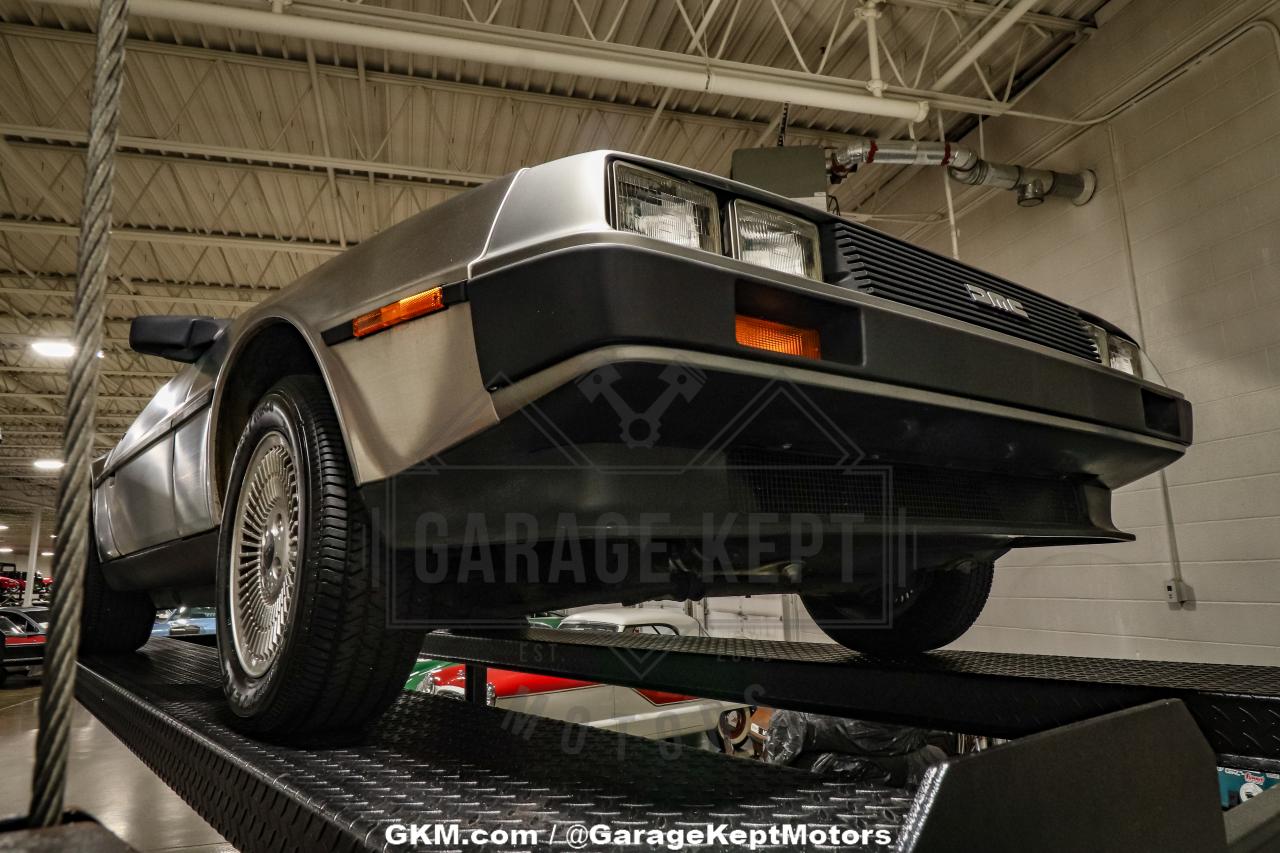 1982 DeLorean DMC-12