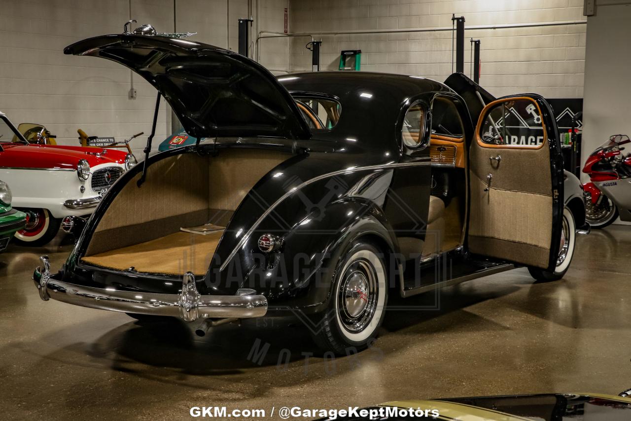 1938 Chrysler Imperial New York Special