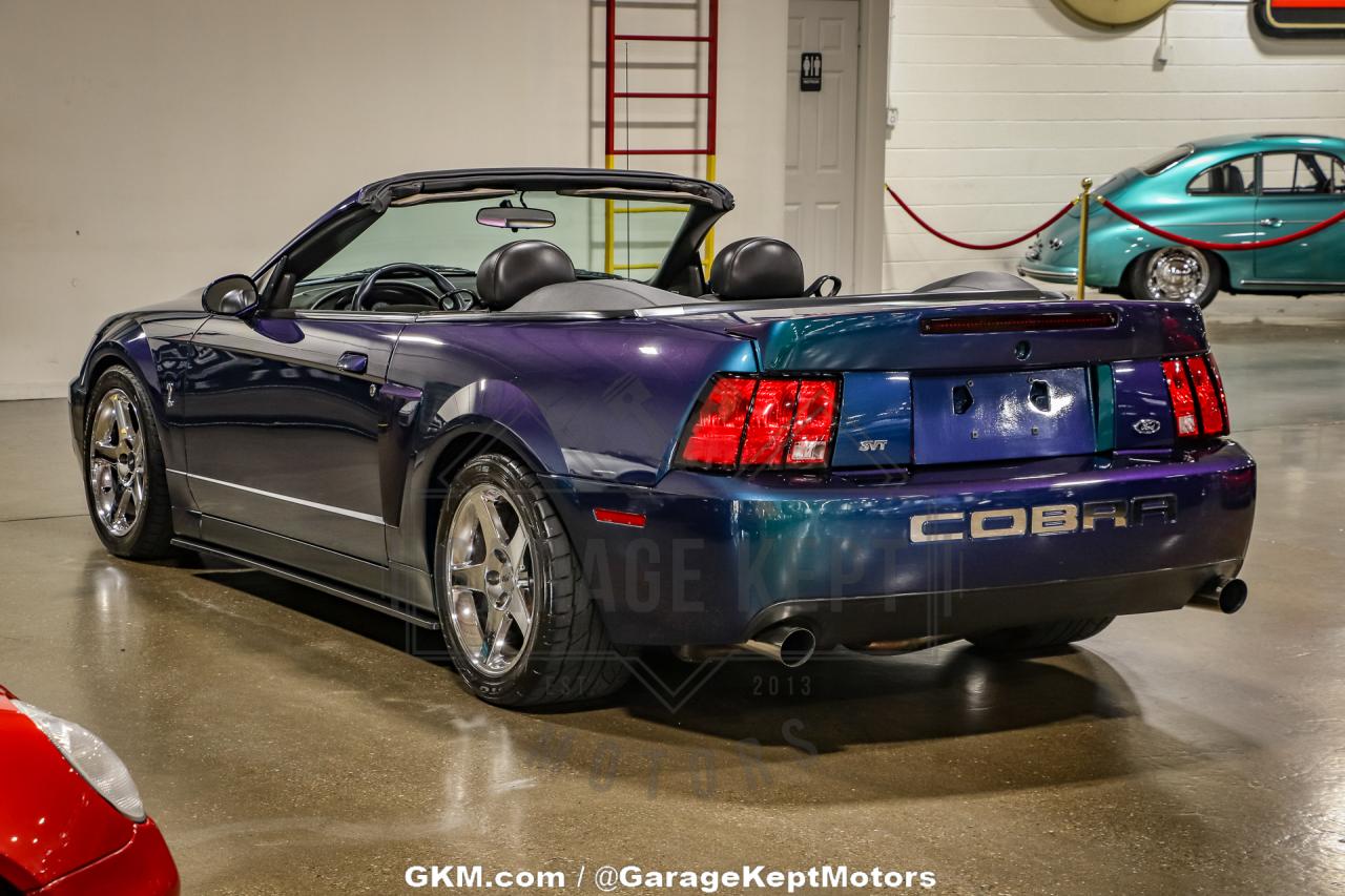 2004 Ford Mustang Cobra SVT