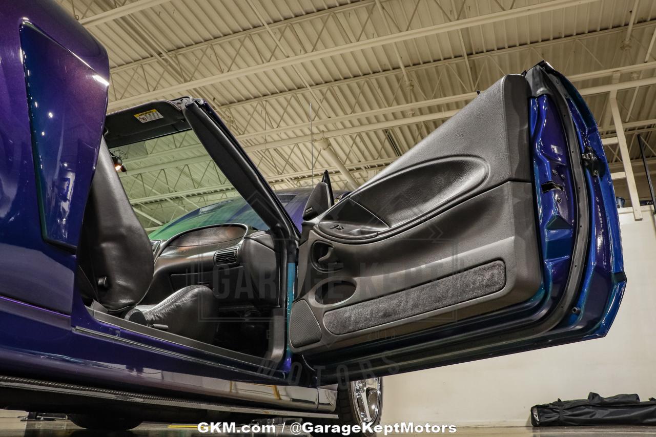 2004 Ford Mustang Cobra SVT