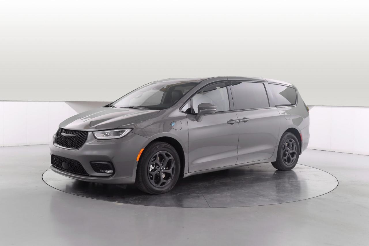 2022 Chrysler Pacifica Hybrid Limited