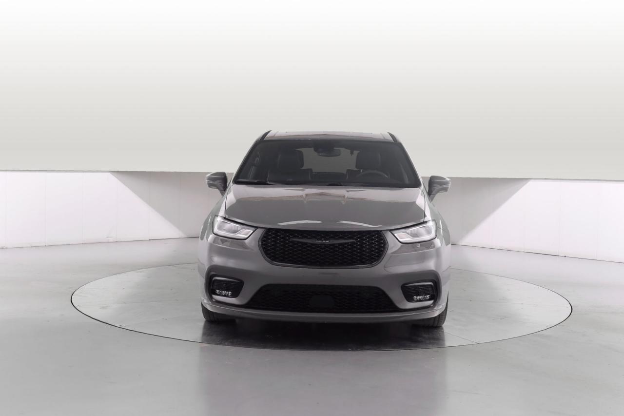 2022 Chrysler Pacifica Hybrid Limited