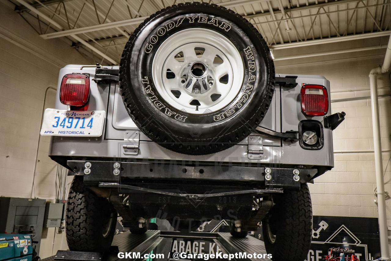 1983 Jeep CJ-8 Scrambler