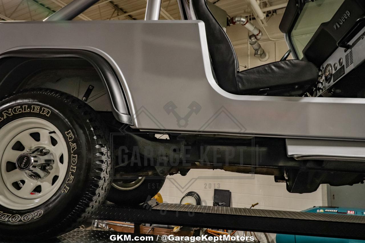 1983 Jeep CJ-8 Scrambler