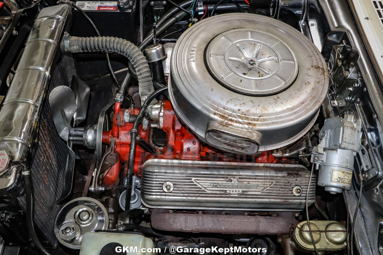 1957 Ford Fairlane 500 Skyliner